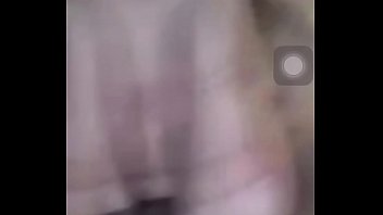 Gadis Indonesia Menggoda Di Video Call Dengan Gerakan Mesra