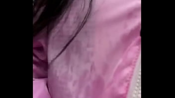 Gadis Asia Telanjang Bulat Basah-basahan Di Tengah Hujan Deras