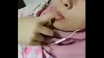 Panggilan Mesum Panas Dengan Gadis Berjilbab
