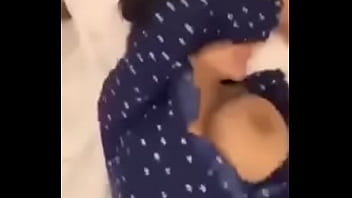 Wanita Tiongkok Yang Haus Digoyang