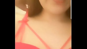 Gadis Oriental Yang Menggoda Dengan Nafsu Liar