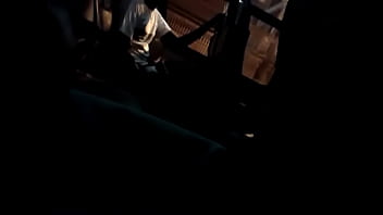 Gadis Polos Menggoda Di Atas Bus