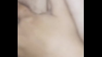 Gairah Tersembunyi Istri Liar Yang Melampiaskan Nafsu Saat Suami Pergi Kerja