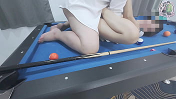Gadis Thailand Naik Ke Meja Biliar… Lalu Dihajar Kencang! Suara Erang Thai