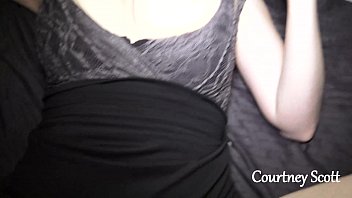 Istri Kakakku Menggairahkanku Di Depan Kamera (courtney Scott)