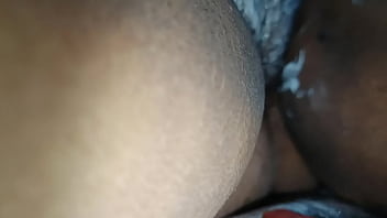 Pemangkasan Bulu Kemaluan Istri Desi Yang Menggairahkan Oleh Suami