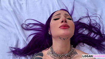 Tattoo Panas Di Tubuh Valerica Steele, Adik Tiri Yang Menggairahkan, Membasahi Logan Xander Dengan Eksplorasi Liar