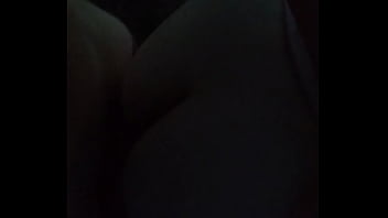 Kinzy Jo Melahap Kontol Lalu Menunduk Siap Ditusuk
