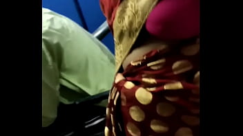Mata-mata Ibu Desi Yang Menggoda