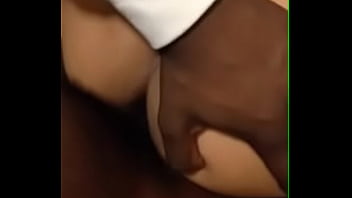 Kesenangan Oral Dengan Gadis Desi Yang Menggairahkan