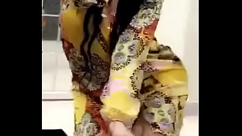 Desi Yang Kedua: Kisah Malam Panas Dan Nafsu Yang Tak Terkendali