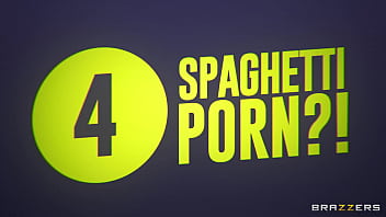 Menguak Anatomi Adegan Mesra 4: Spaghetti Panas Yang Menggoda?
