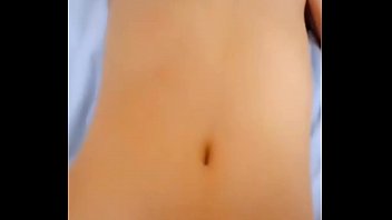Gadis Tionghoa Yang Menggairahkan Diri Sendiri