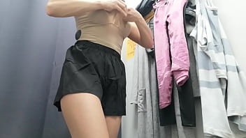 Kamar Ganti, Kamera Tersembunyi, Gadis Rusia Dengan Payudara Montok Dan Puting Yang Menggoda