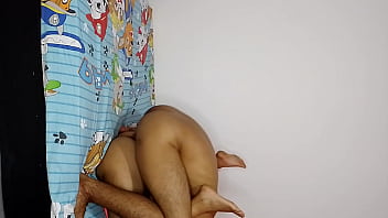 Menggila Di Kamar Adik Tiriku, Istri Jalang Itu Kuterjang Habis-habisan Sampai Dia Masuk
