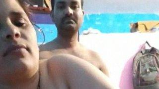 Pasangan Allahabad Beraksi Dengan Gaya Anjing Dalam Video Panas