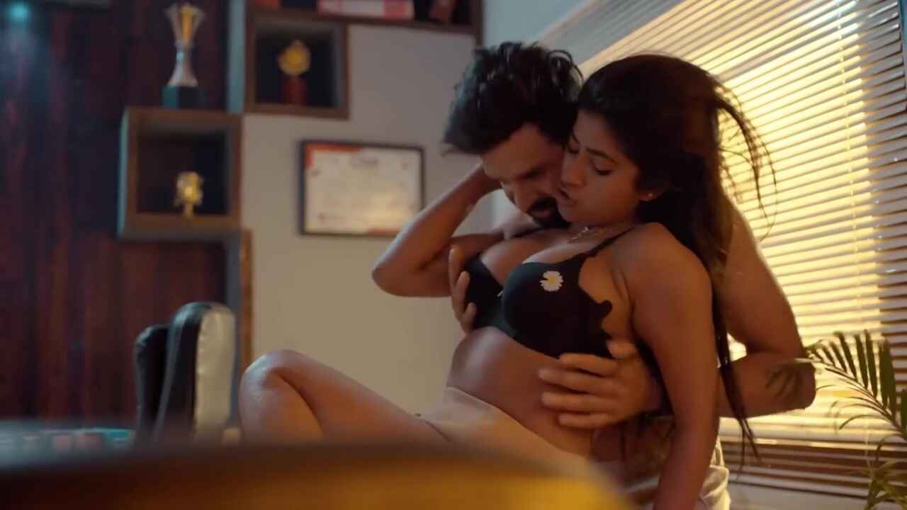 Samjhota 2024: Episode Pertama Yang Panas Dan Menggoda Dari Serial Web Erotis Hulchul Originals
