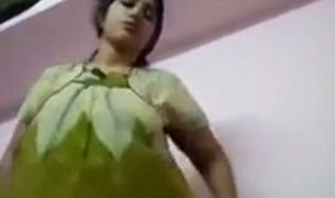 Tante India Telanjang Bugil Pose Seksi Sendiri