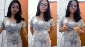 Yola Menggoda Dengan Daster Abu-abu Tanpa Bra