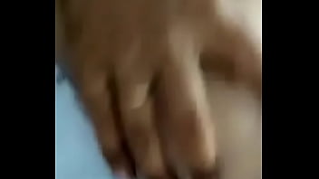 देसी चुची उघाड़ती हसीना
