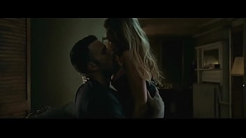 Blake Lively Menggoda Di Balik Layar The Town