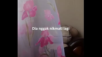 Gadis Lokal Yang Menggoda