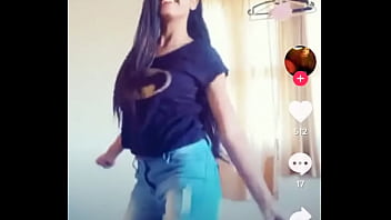 Desi Girl Goyang Hot Menggoda, Bikin Nafsu Membara