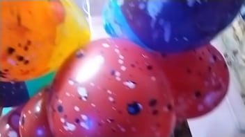 Balon India Yang Menggembung Menggoda