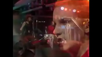 Eurythmics – Goyang Liar Di Panggung 1983