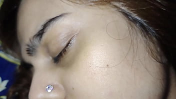 Malam Panas Dengan Tetangga Desi Yang Menggoda