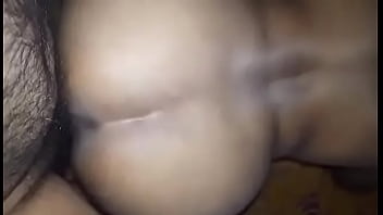 Goyangan Pantat Montok Bhabhi Desa Digerogoti Dari Belakang