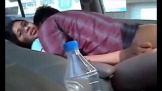 Istri Malayali Mengerang Keras Saat Sopir Menggila Di Vagina
