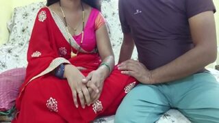 Seorang Bibi Memakai Saree Merah Untuk Menggoda Dan Memuaskan Nafsu Dengan Ipar Dalam Video Panas Bangla