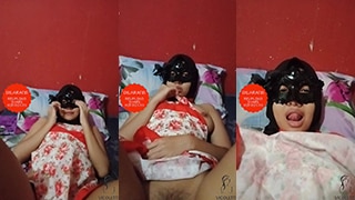 Vicoletta Berjilbab Tapi Rindu Dihantam Penuh Nafsu