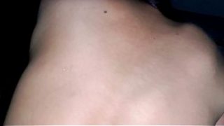 Ibu Temanku Diam-diam Meminjamkanku Miliknya Saat Suaminya Tak Tahu