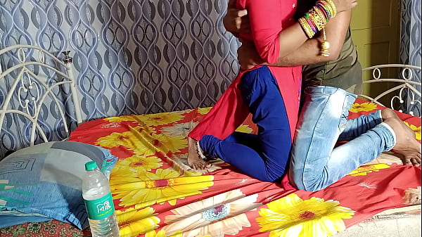 पति के बिना घर पर शादीशुदा छात्रा के साथ जबरदस्त सेक्स – हिंदी में गर्म चुदाई की कहानी – पहला भाग