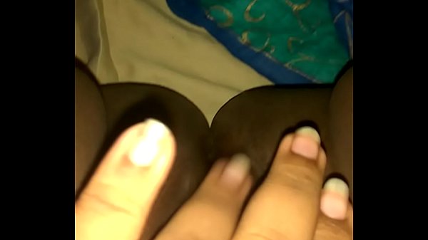 Gadis Desi Menggoda Diri Sendiri Dengan Nafsu