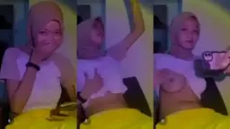 Jilbab Terbuka, Payudara Menggoda Untuk Kekasih