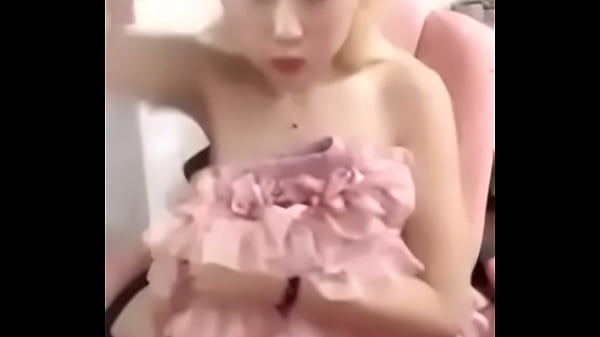 Gadis Tionghoa Yang Menggoda Dan Penuh Gairah