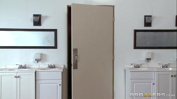 Brazzers – Britney Shannon – Kisah Istri Nyata, Penuh Kenikmatan