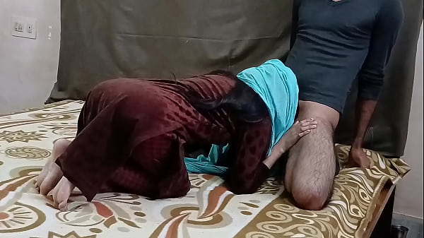 Malam Dingin, Priya Bhabhi Menggairahkan Dengan Rayuan Panas Di Kamar