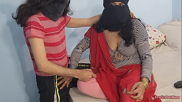 Ngentot Memek Desi India Ketat Pacarmu Pakai Hijab Muslim Sambil Mengerang Keras Dalam Bahasa Hindi