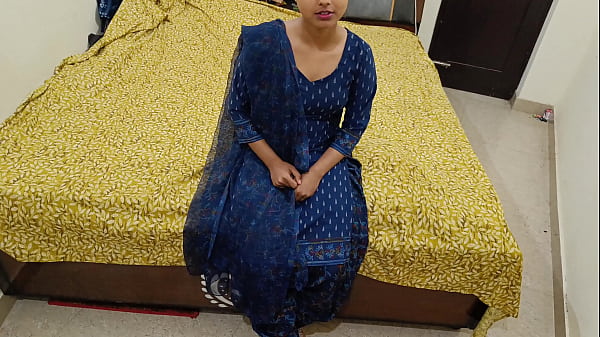 गाँव की बस्ती की चुलबुली लड़की को पीज़ा खिलाकर उसके मुंह और चूत में जमकर मज़ा लिया
