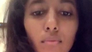 Desi Babe Bertubuh Seksi Pamerin Tubuh Telanjang Bulat