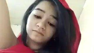 Gadis Pakistan Cantik Merangsang Dengan Jari