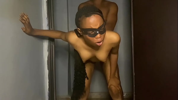 Adik Tiri Yang Bergairah Rela Lakukan Apa Saja Demi Mendapatkan Kontol Kakak Tirinya