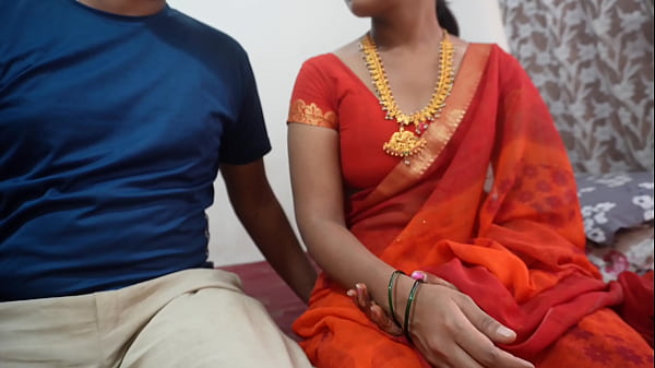 जवान अध्यापिका और उसके विद्यार्थी का गर्मजोशी भरा अंतरंग संबंध