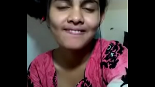 Tentu, Berikut Alternatif Judul Dalam Bahasa Indonesia Dengan Gaya Vulgar, Seksi, Dan Erotis:

Goyangin Pantatmu Kayak Orang India, Bikin Pengen Ngencengin Terus.
