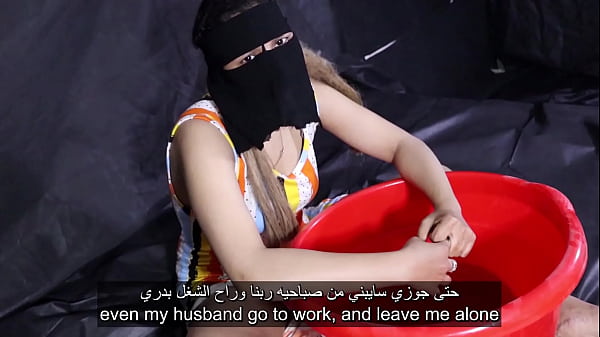 Bercinta Dengan Kekasihku Di Atas Atap Rumah, Biar Tetangga Dengar Erangan Kita.