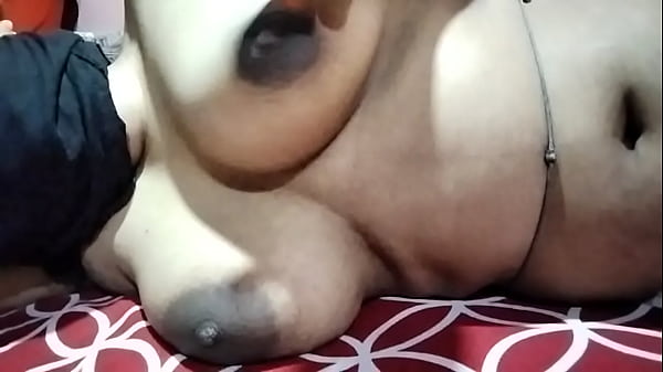 Mallu Indian Bhabh Lagi Horny, Ngajak Main Di Kamar Gelap.